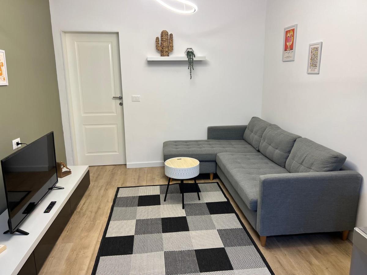 New Bazaar Cane Apartment 3 Τίρανα Εξωτερικό φωτογραφία